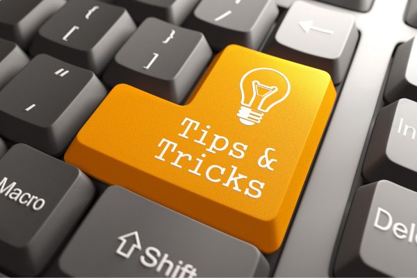 コツ、パソコンのキーにtipstricks