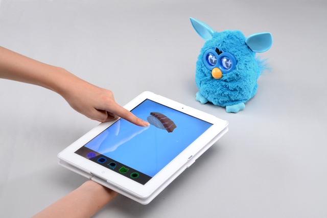 Furby/ファービー・クリスマス限定版・レッド×ホワイト・TOMY