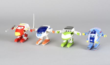 ４月放送開始 中国発フルcgアニメ トレインヒーロー キャラクター玩具 4月25日から新発売 タカラトミーのプレスリリース 共同通信prワイヤー