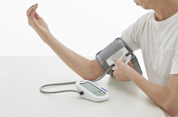 「タニタ上腕式血圧計 ＢＰ－２２４L」を１１月２０日に発売