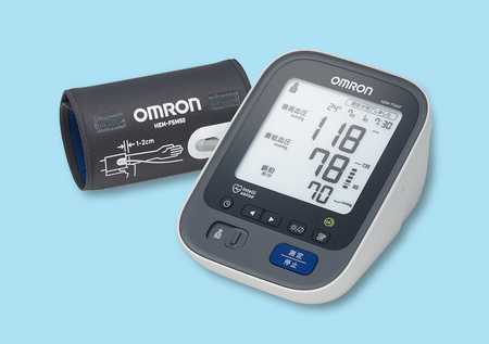 正しく測定できたかどうかを、文字と光でお知らせ オムロン 上腕式血圧