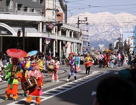 今週開催！富山の春の風物詩「第７０回全日本チンドンコンクール」！
