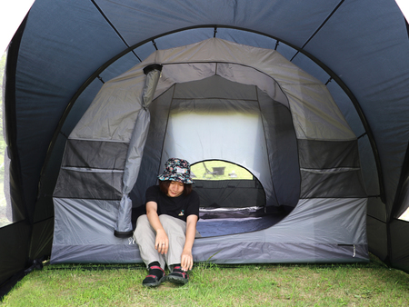 別売りのインナーテントをつければ、2ルーム仕様になります。