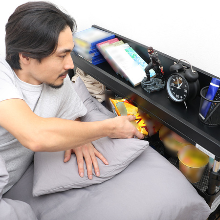 冬休み 本気でベッドから出たくない人へ 必要なものが枕元にたっぷり置けちゃうヘッドボードが登場 ビーズ株式会社のプレスリリース 共同通信prワイヤー