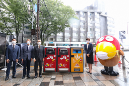 表参道に日本初“スマートゴミ箱”、森永製菓が支援