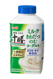 安定剤・香料無添加で、産地・品質にこだわった「明治北海道十勝ミルクきわだつのむヨーグルト」新発売