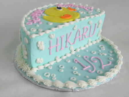 ホールケーキを思い切って半分 １ 2に ハーフバースデーメモリアルケーキ 販売開始 日本バースデープランナー協会のプレスリリース 共同通信prワイヤー