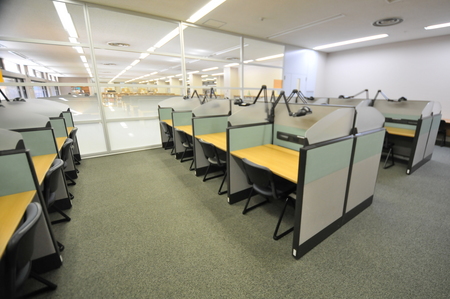 多摩キャンパス図書館リニューアルに伴い新設備がオープン 法政大学のプレスリリース 共同通信prワイヤー