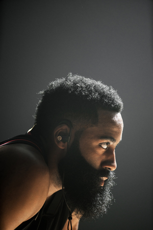 lebron james powerbeats 3