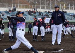 北海道苫小牧市で「ＪＡ全農ＷＣＢＦ少年野球教室」を開催