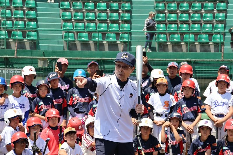 緒方耕一氏・鶴岡慎也氏ら元プロ野球選手が直接指導！