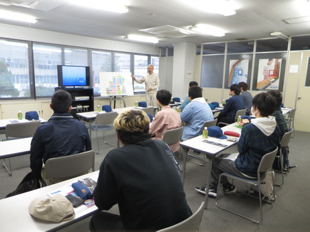 三協立山株式会社の射水工場を見学