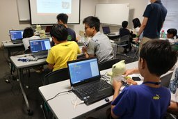 令和2年度より小学校でプログラミングが必修化。情報工学科 河並研究室が産学共同で教材開発等開始