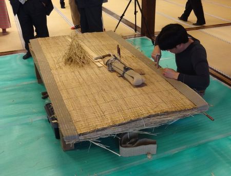 イケメン畳職人による畳作り製作披露
