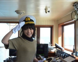 女優 岸井ゆきのさんを1日船長に就任に迎えた『第64回びわ湖開き』　琵琶湖の観光シーズンが開幕