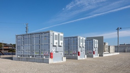 JA三井リース、パワーエックスと三重県津市の系統蓄電所で需給調整市場・一時調整力の運用を開始 