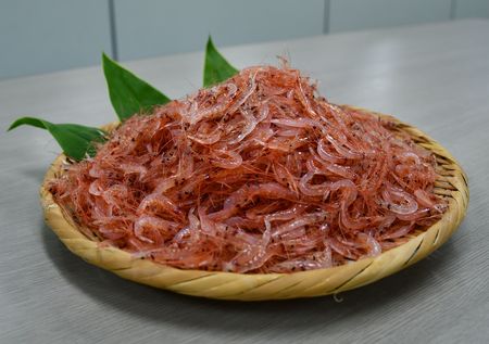 静岡市の由比漁港にて 日本唯一 桜えび の春漁がスタート 紀伊民報agara