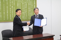 同志社大学が京都市教育委員会と連携協定を締結しました