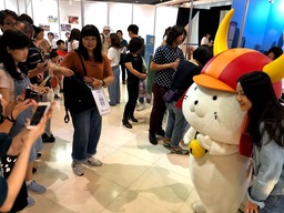台湾でも人気！ひこにゃんが台湾開催キャラクターイベントに参加しています