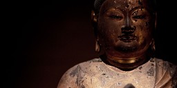 仏教学部の学生の視線で21世紀の仏教を考える『中正なる道』―MANDALAという宇宙―撮影　写真家　大和田良