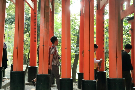 ブラタモリ最多出演人気ガイド 梅林秀行氏 の貸切案内付宿泊プラン 第3弾 伏見稲荷大社編 発売開始 jr西日本ホテルズのプレスリリース 共同通信prワイヤー