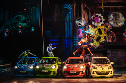世界で最もスリリングな電気自動車のスタントショー「エレクロン」が1月24日に開幕！