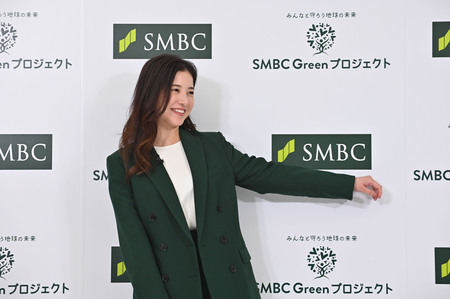 【三井住友銀行】「SMBC Green プロジェクト」発足記念　吉高由里子さんが「Green支店長」に就任
