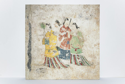 完成した高松塚古墳壁画の複製陶板