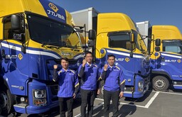 特定技能制度を活用し、企業間輸送を担うベトナム人中型トラックドライバーを3名採用