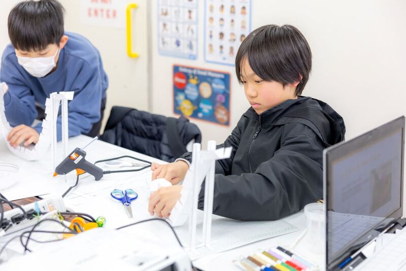 【愛知】アライブの小学生が、英語を使って力とエネルギーについて学ぶ”体験型イベント”を開催
