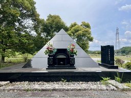 全国優良石材店の会が、5月31日締切で「想いを込めたお墓づくりコンテスト」を実施