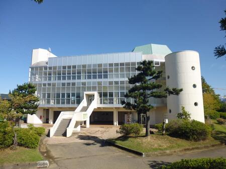 ふくいのデジタルが福井少年運動公園・屋内休憩所の命名権取得。愛称「ふくアプリキッズベース」に決定