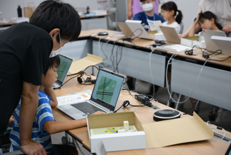 ジオテクノロジーズ、小学生向け職業体験「デジタル地図をつくるおしごと」を開催
