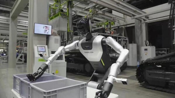 Zoomlion社、組み込みAIと具身知能ロボット工学でインテリジェント製造