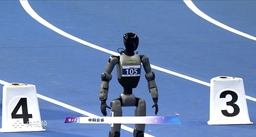 Zoomlionのフルスタック型人型ロボットが「世界人型ロボット運動会」に