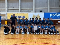 神戸親和大学  女子バレーボール部が優勝　