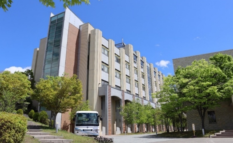 白百合女子大学 ガウン 2025年最新】白百合女子大学 ガウンの人気アイテム - メルカリ