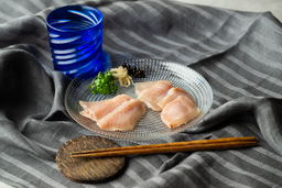 三つ柏福まさ（北海道/斜里町商工会）「天然鰤の燻製」が 金賞に決定！